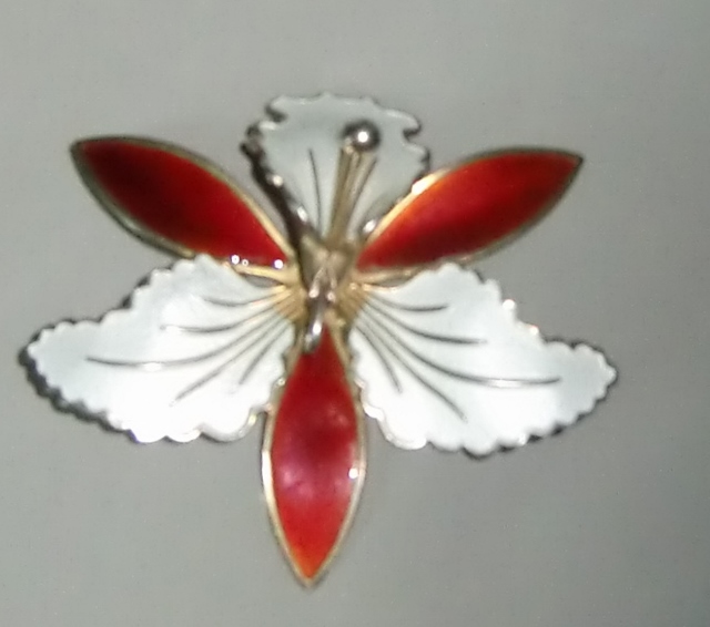 M846M Large Aksel Holmsen Brooch